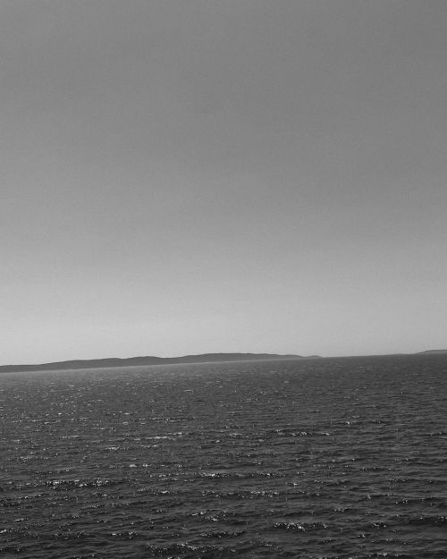 The sea and I are long time lovers @frachella @matejaskraba #frachella #ocean #visisland (at Vis, C