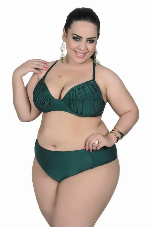killerkurves:  Julia Pires