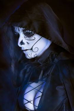 cosplayblog:  Submission Weekend!Death from