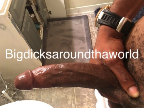 bigdicksaroundthaworld:With and without dreads…..Would u let him fuck….