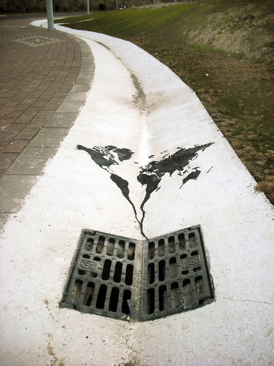 Street art by Levalet