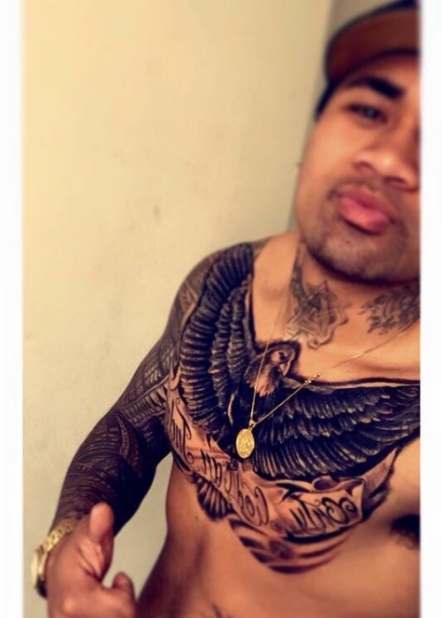 90smith:  Yumm nothing more sexy than a poly covered in Tatts !!!👅💦