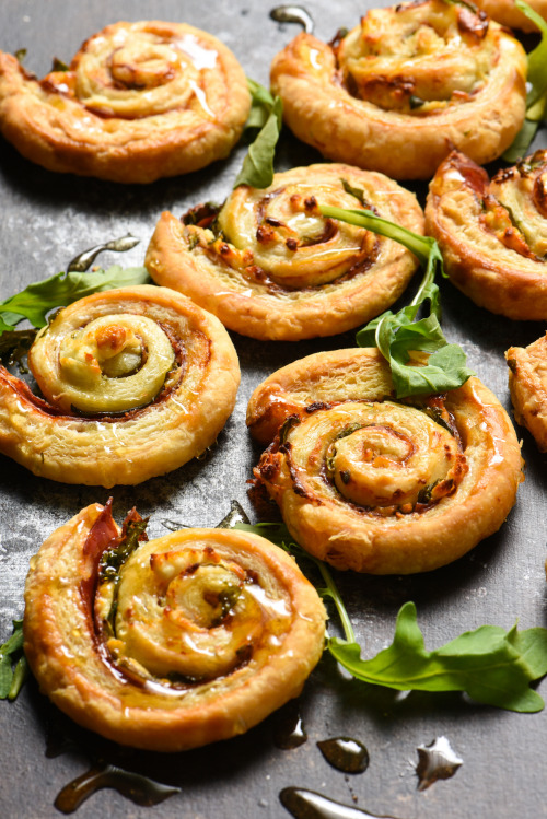 (via Salami &amp; Goat Cheese Pinwheels with Honey - Foxes Love Lemons)