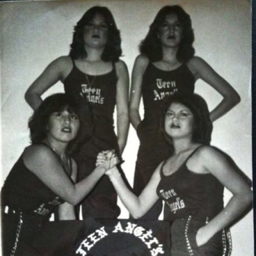 hellabreezys:  Teen Angels #tbt #throwbackthursday #teenangel Original photo owned by @aztekstyles 