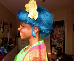 stupiduglyfatcunt:  referencemixologist:  blackalternativehairandbeauty:  raychillster:   I dyed my hair blue yall.   I’ve probably reblogged this before, but the combination of blue hair and roses is an important one ok  Jealous!   All the colors are