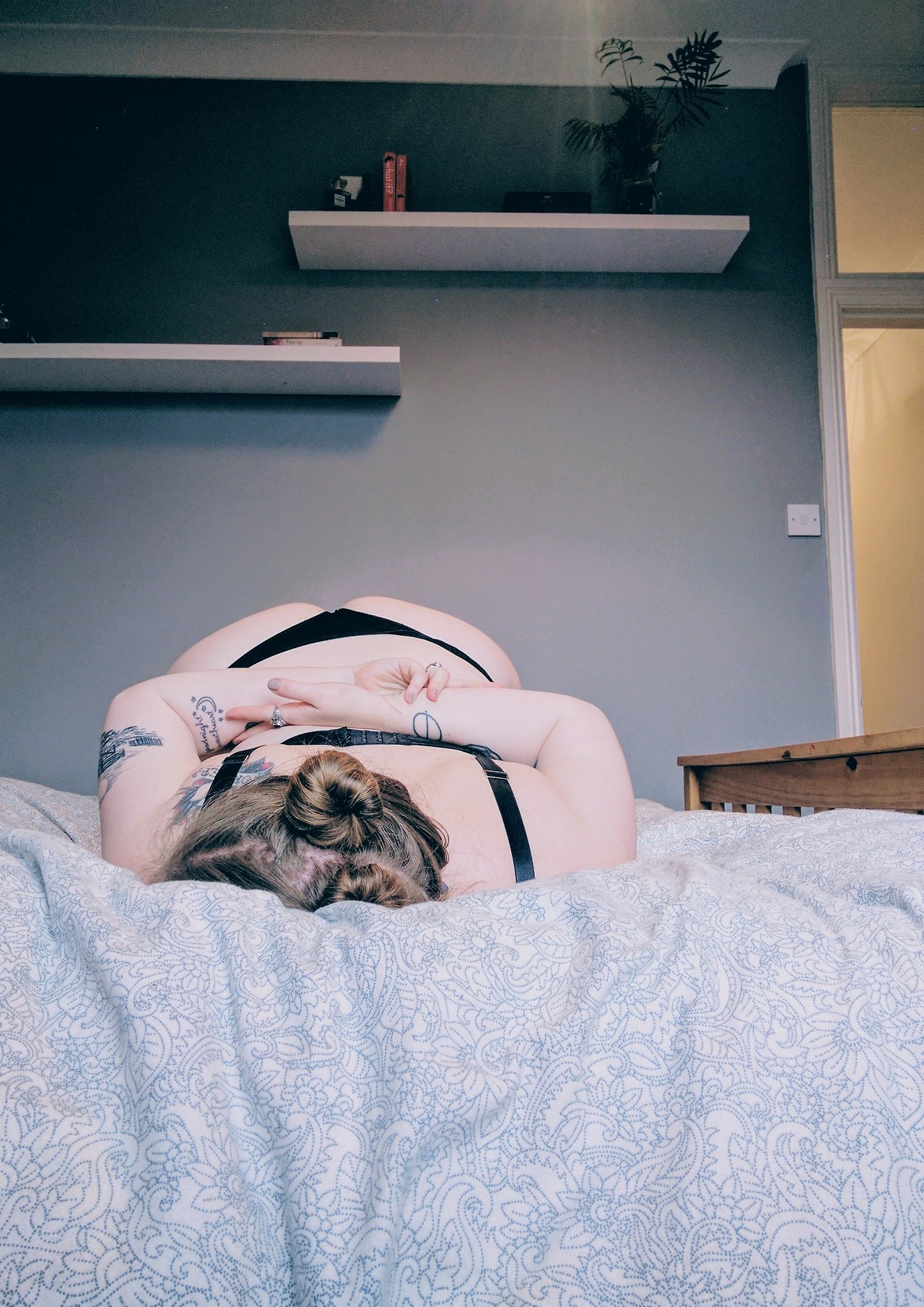 littlesublovex:  Ready and waiting to be used.
