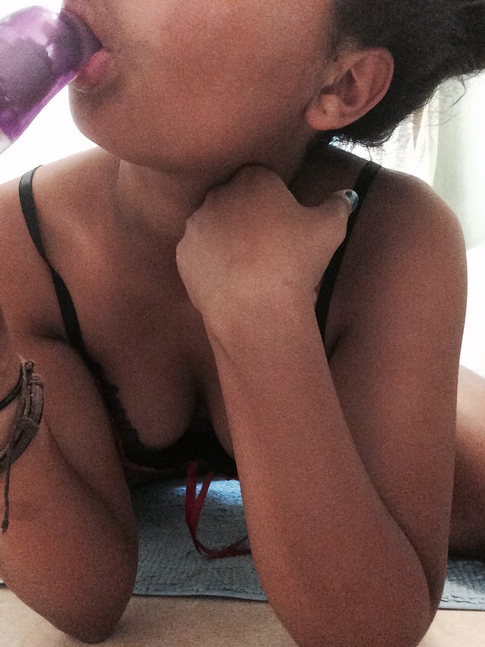 idiotic-brat:  If you don’t serve cock, what do you serve?❤️ 