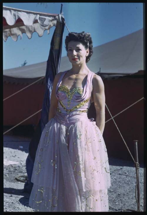 Flying Trapeze star Antoinette Concello, 1949. Charles Cushman Collection: Indiana University Archiv