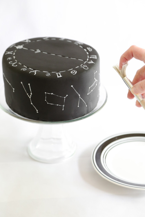 Porn ssdream:foodffs:ZODIAC CONSTELLATION CAKE photos