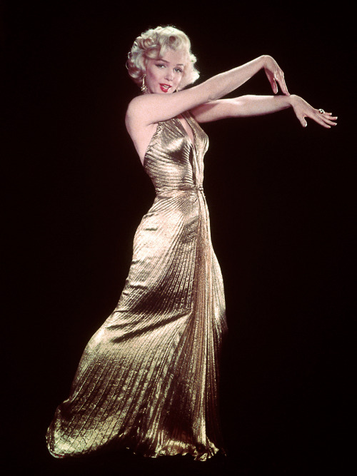 20th-century-man:  Marilyn Monroe / publicity stills for Howard Hawks’ Gentlemen Prefer Blondes (1953) 