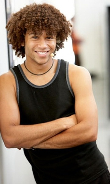 male-and-others-drugs:  Corbin Bleu 