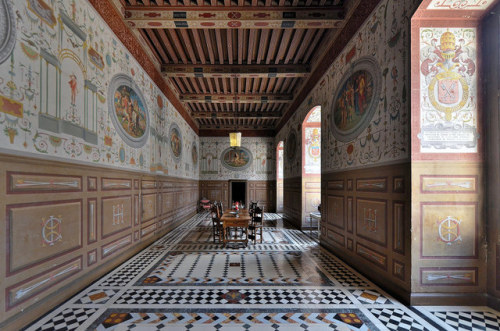 Château d'Ancy-le-Franc (Yonne) - La Galerie de Médée by Morio60 Château d'Ancy-le-Franc (Yonne) - L