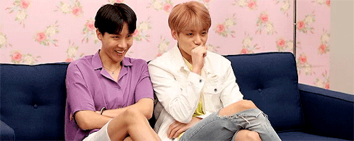 bangthebae: explain to me they’re not watching porn