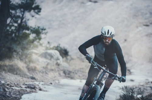 pingonow:MTB hardtail on a frozen creek in the epic landscape of Pedraforca 