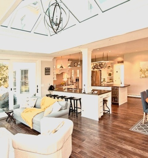 Sun Room Expansive (Boston)