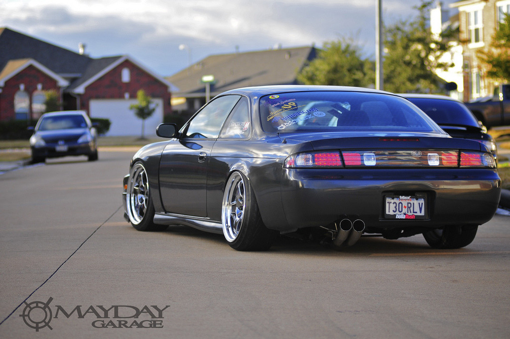HIGHWAY CRUISIN