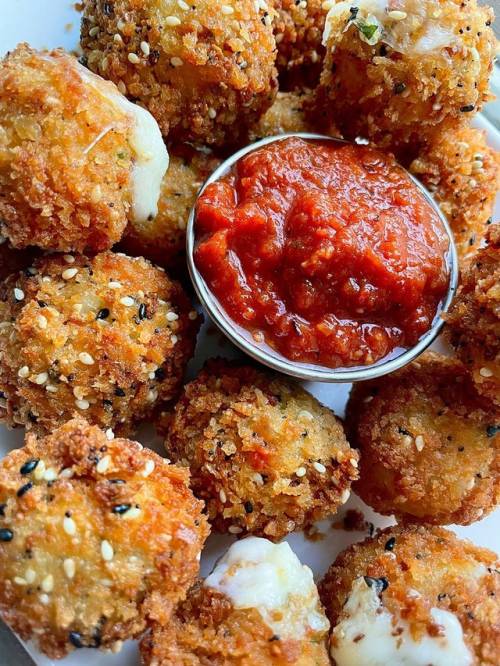 fatty-food:    Fried mozzarella balls  