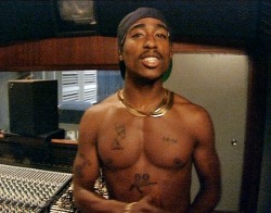 hiphopclassicks:  Pac 