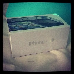 Dear insurance company #ily #suckonthatbitchwhostolemyphone #iphone4s