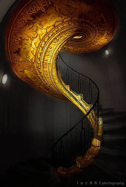 coisasdetere:Stairs…