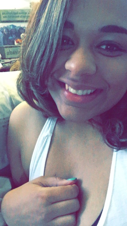 sparkzwillfly:  Feeling good today ☺️🙈