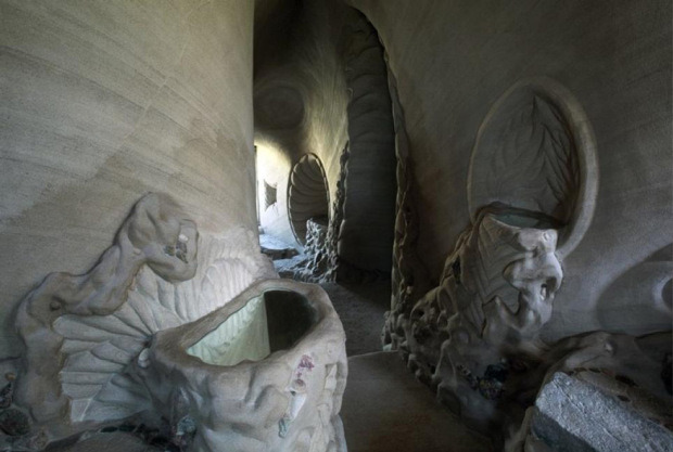 sixpenceee:  Artist Ra Paulette and his dog have spent the last 10 years working