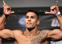 chocolatemochacream:  Brad Tavares, Mixed Martial Artist. 