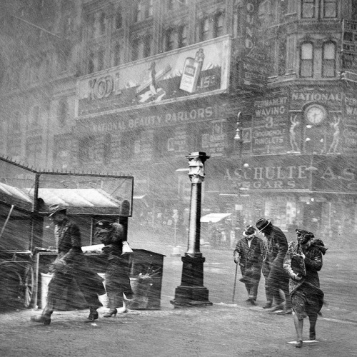 undr: The New York Times Photo Archives. 43rd Street and Broadway. New York. 1937