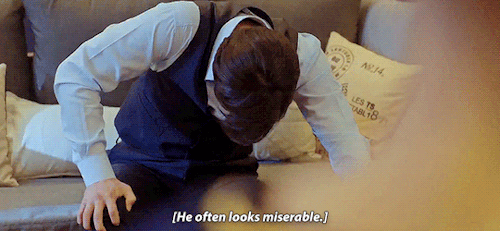 ryn-s:miserable Yoo-puppy in a nutshell.