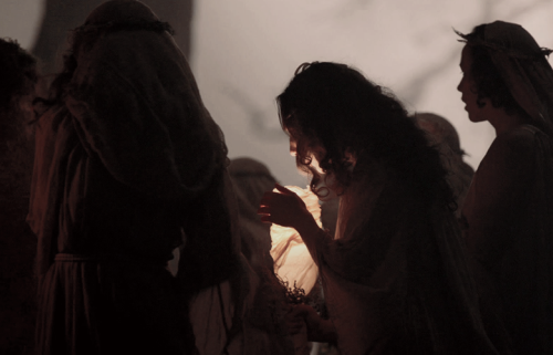 hintretro:Sing me a song of a lass that is gone… 
