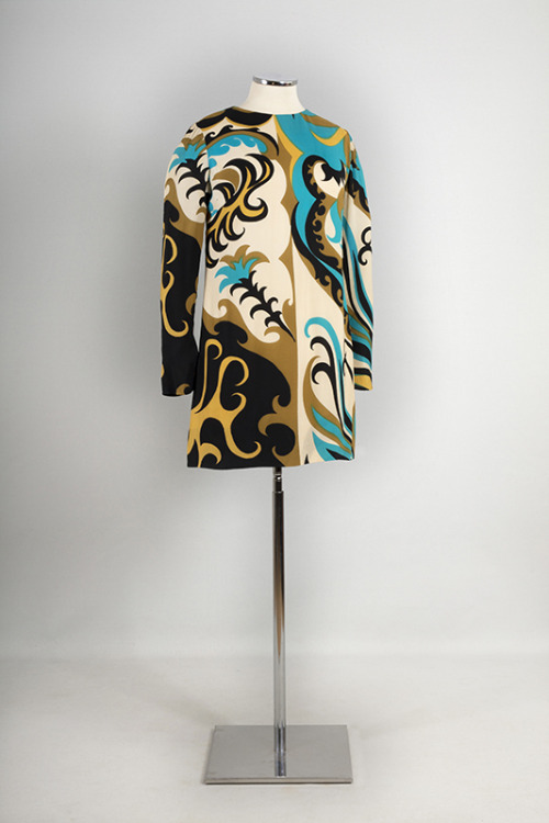 “Omar” collection, Yannis Tseklenis, 1968.
Silk crepe.
© Peloponnesian Folklore Foundation, Nafplion.