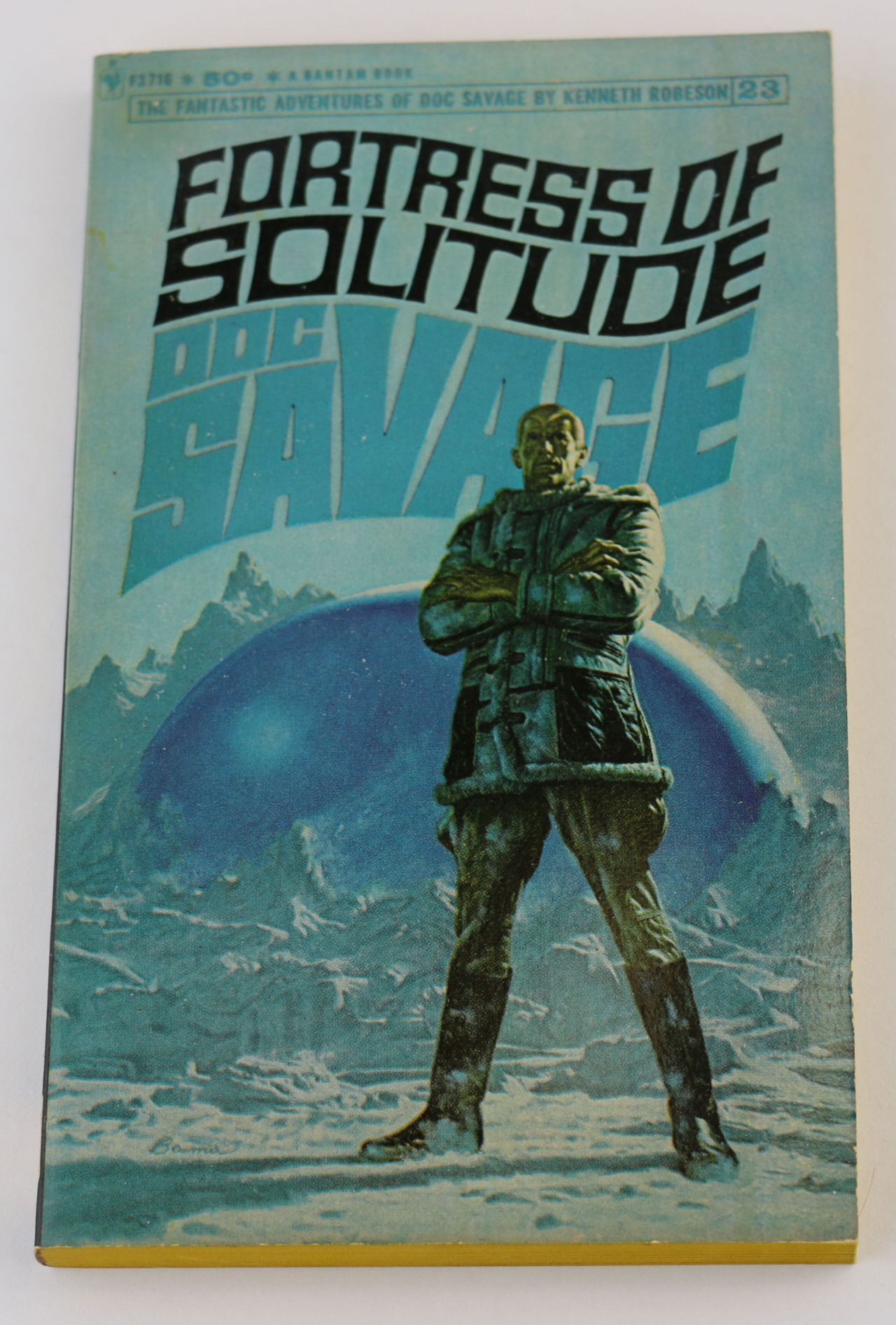 hevelincollection:  Here are some paperbacks from the iconic Bantam Books edition