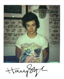  New polaroid from the Trekstock shoot (x)