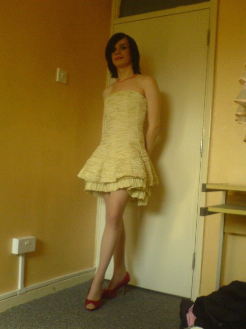 http://prettycd.tumblr.com/post/121428457259