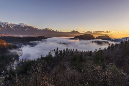 landscape-photo-graphy - The Enchanting Sunrise of Slovenia’s...