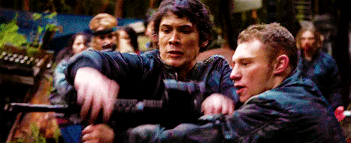 bellarkegifsdaily: every bellarke scene ever | 1x10 - i am become death (pt 6 of 9)