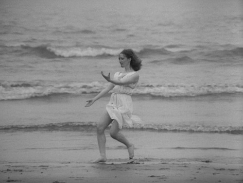 ozu-teapot: Isadora Duncan, the Biggest Dancer in the World | Ken Russell | 1966 Judith Paris 