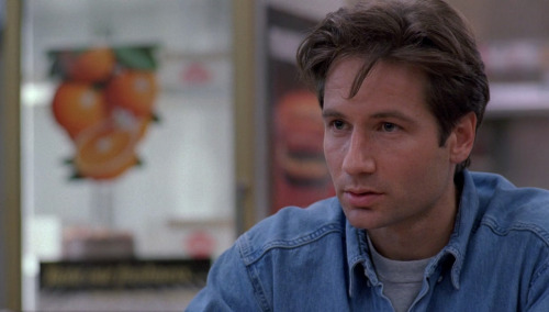 talklngheads:mulder and scully in denim reblog if u agree