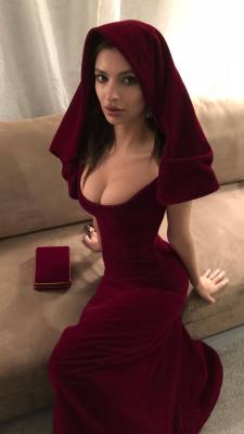 umajolieva-blog:  Join Me on Free Live Chat