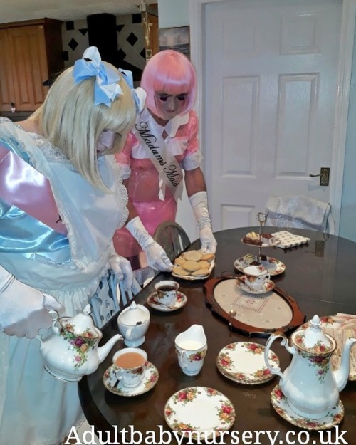 adultbabynursery:I took two of my #specialgurls to serve tea for #auntiepenny #auntiecharn@LeighAman