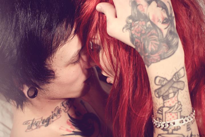 inkglamour:  tattoo girl 