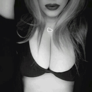 curiouslysubmissive1: #me #Friday