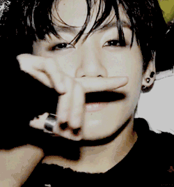 baebsaes:  GTFO JEON JUNGKOOK. 