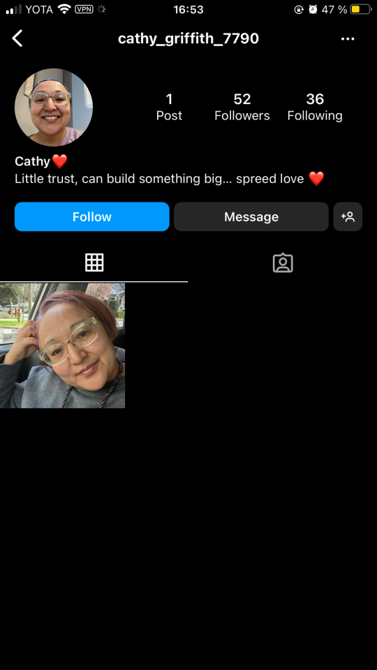 Guys, Screenshots Of The Account That Tried To Scam Me. This Happened On Instagram