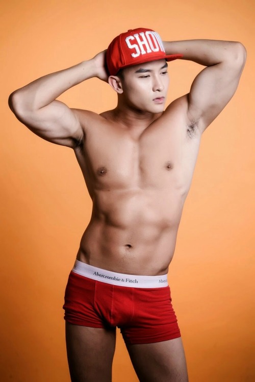 365daysofsexy:  CHAN THAN SAN