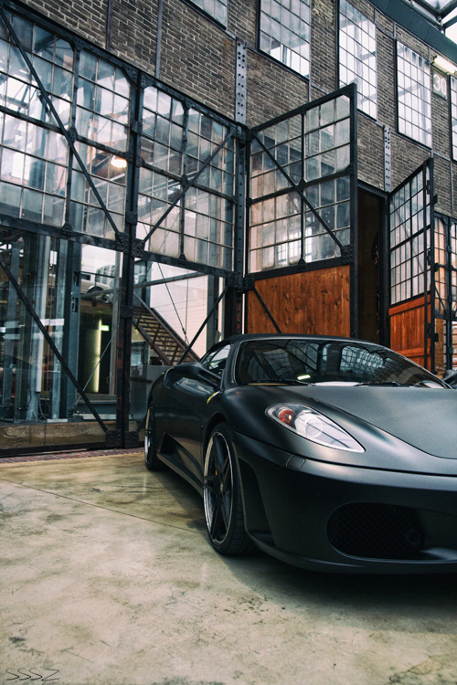 sssz-photo:   F430 