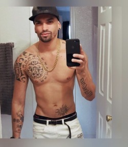 newedromero:  Papi 😍😍🍆💦  https://newedromero.tumblr.com/