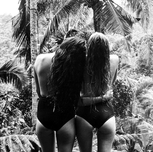 http://black-rainbowxx.tumblr.com/post/119506783028