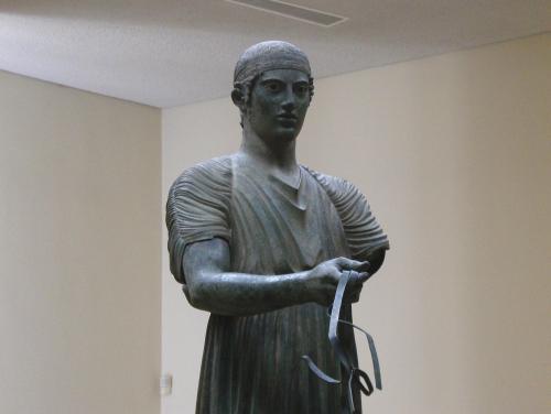 romegreeceart: Delphi Charioteer from early fifth century BCE Polyzalos, a tyrant of Gela, dedicated