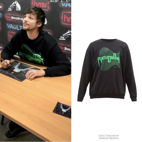 Louis at the signing in Birmingham | February 6, 2020Christopher Kane Anthomania sweatshirt ($4